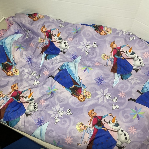 Disney Frozen 4-Piece Unleash the Magic Toddler Bedding Set - Picture 7 of 13